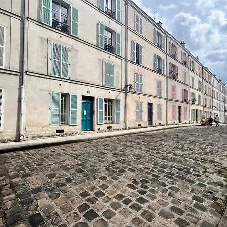 With Wifi In The Heart Of Montparnasse Paris