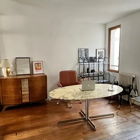 With Wifi In The Heart Of Montparnasse